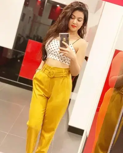 Arjuni Morgaon Escort